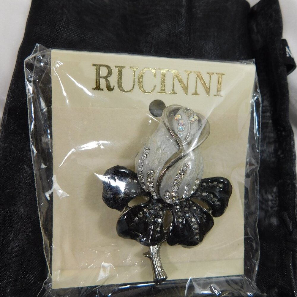 Ladies Rucinni Brooch